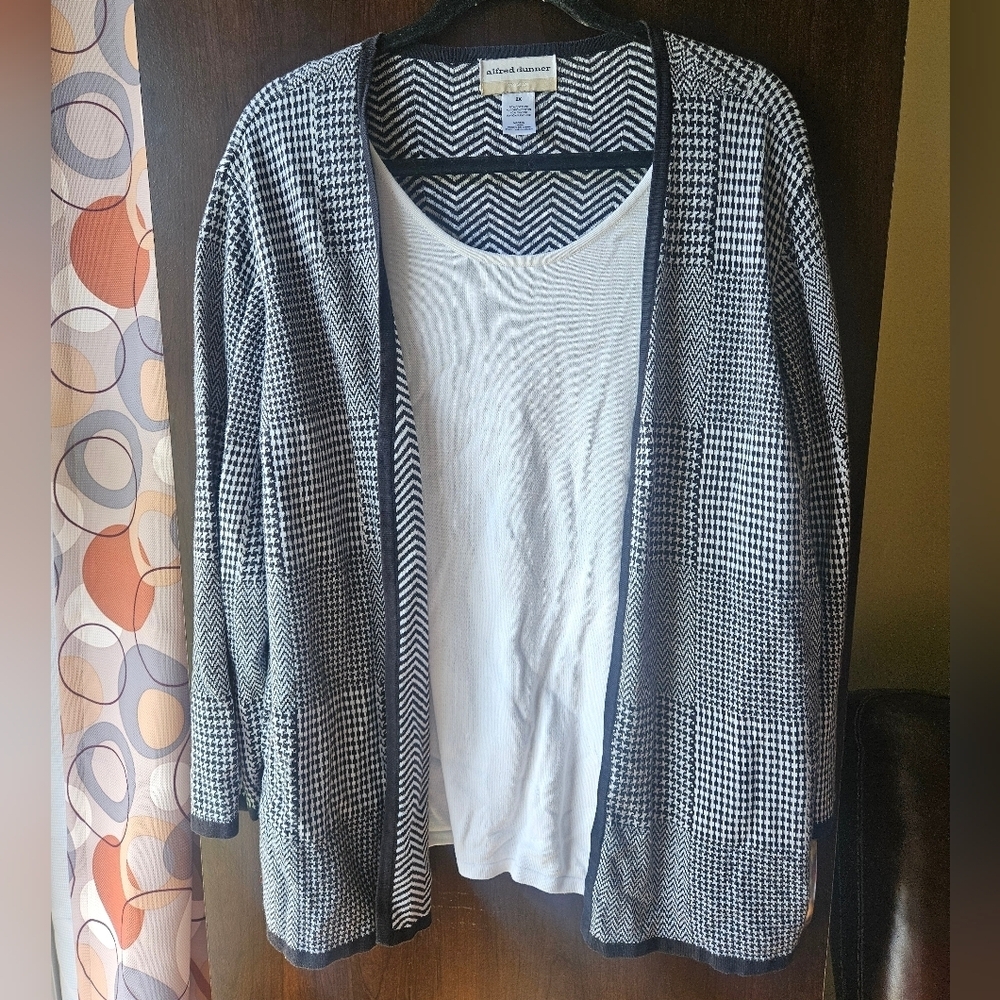 Alfred Dunner Black and White Blouse With Built In Cardigan Size 2X
